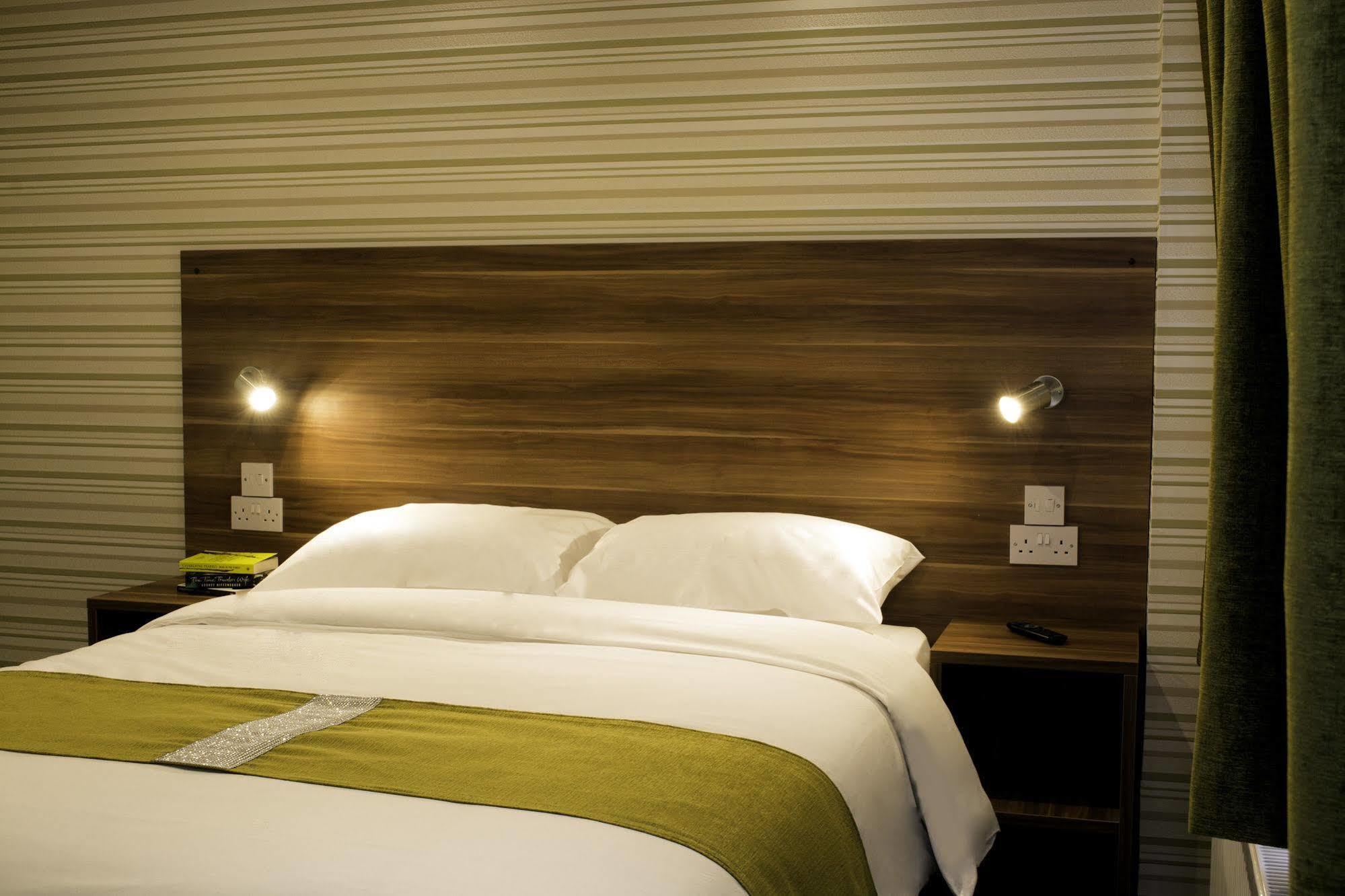 Helix Hotel Grangemouth Esterno foto