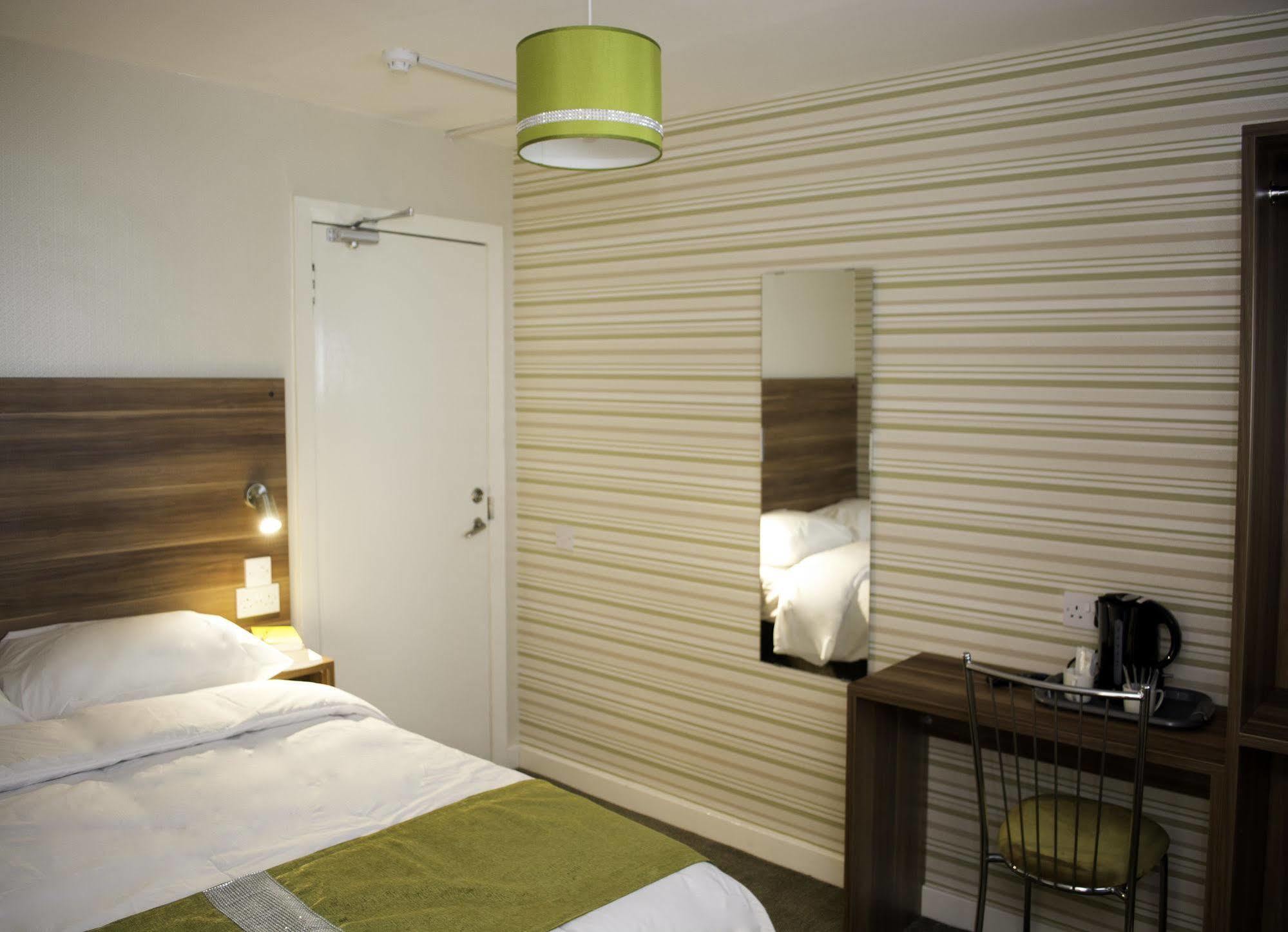 Helix Hotel Grangemouth Esterno foto